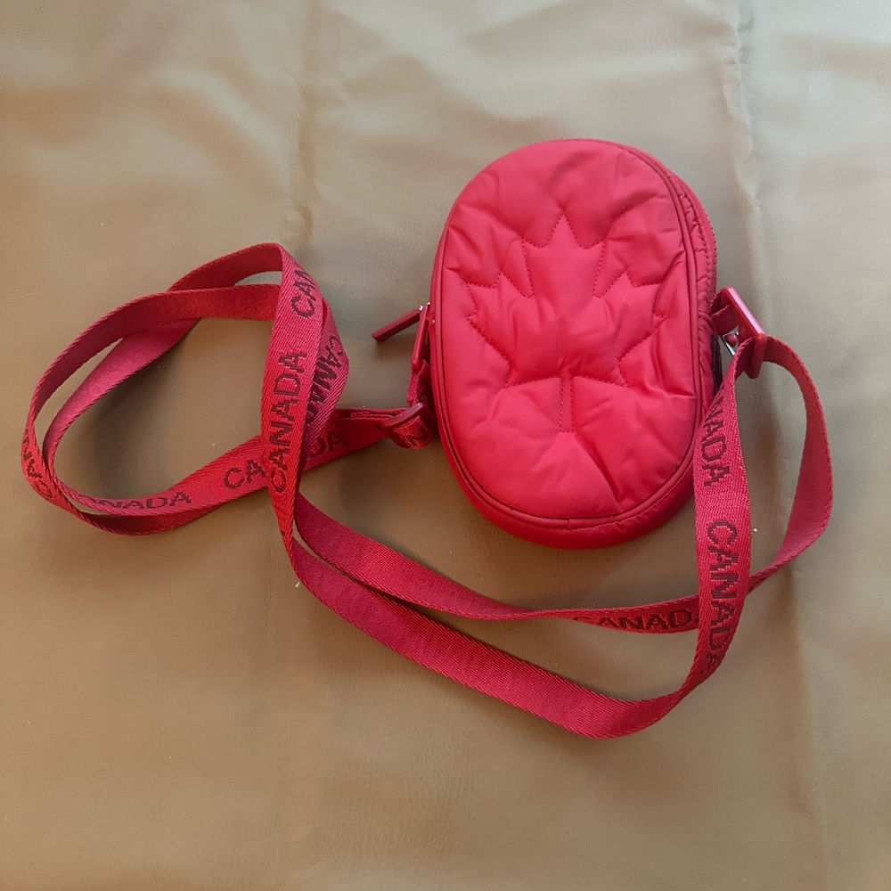 lululemon athletica Future Legacy Crossbody bag